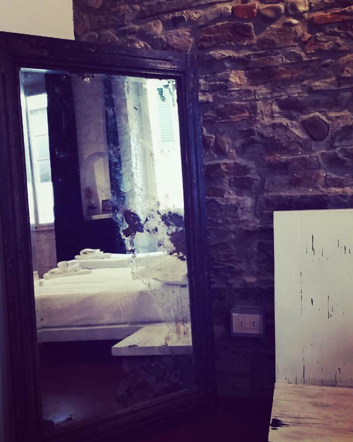 Velvet Loft - Santo Spirito Apartment フィレンツェ エクステリア 写真
